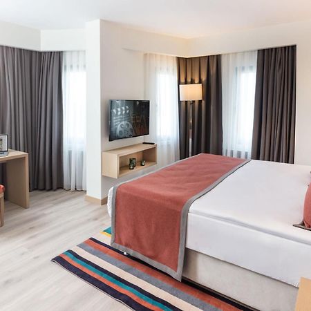 Tryp By Wyndham Ankara Oran Ancara Exterior foto